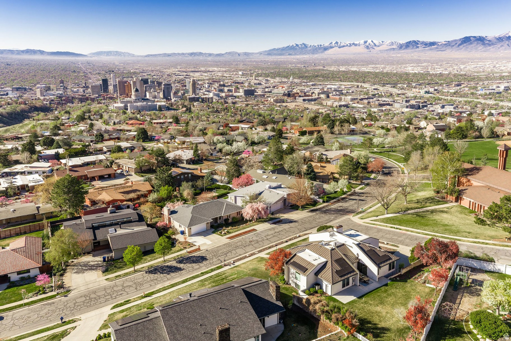 195 E NORTH SANDRUN RD Salt Lake City, UT 84103