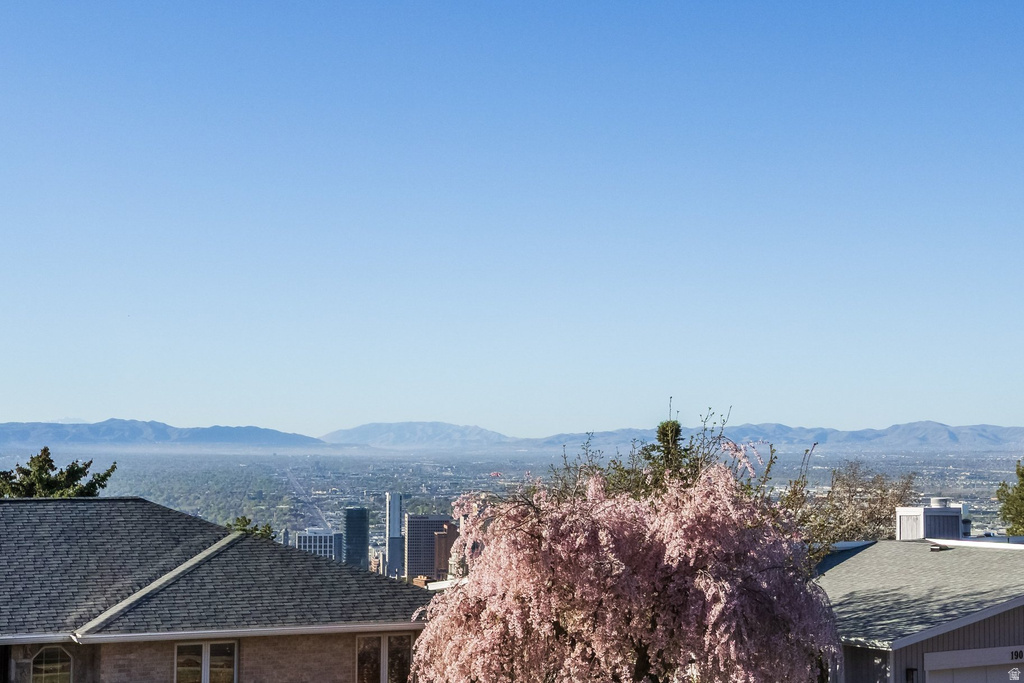 195 E NORTH SANDRUN RD Salt Lake City, UT 84103