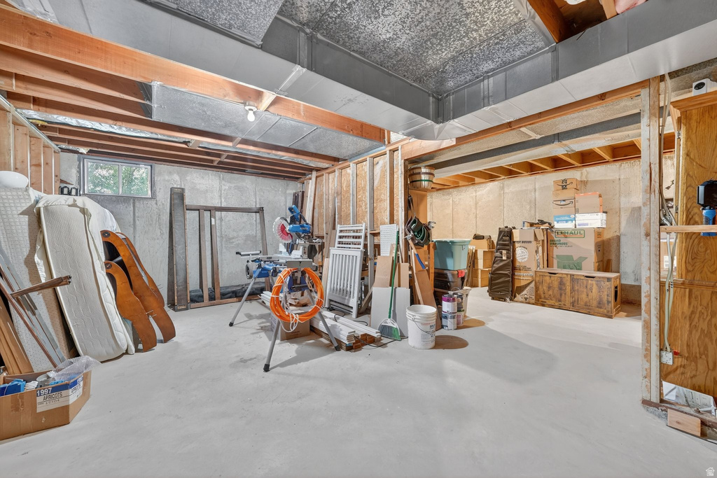 1109 E SHERWOOD DR Kaysville, UT 84037