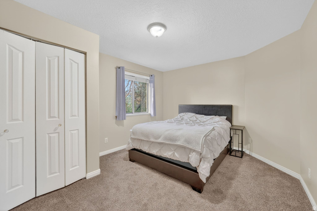 1109 E SHERWOOD DR Kaysville, UT 84037