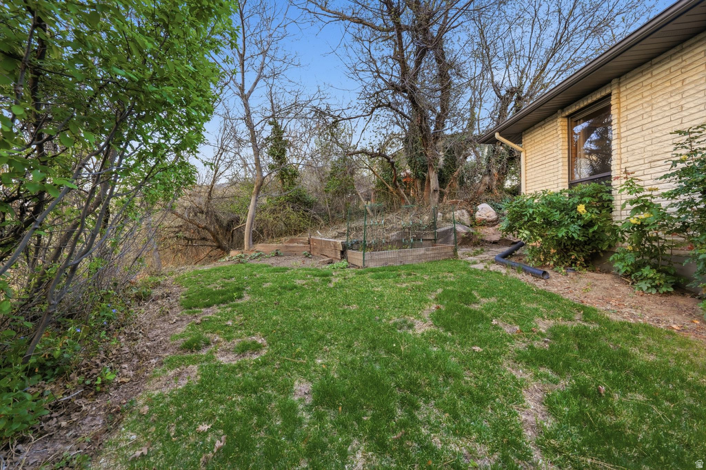 1109 E SHERWOOD DR Kaysville, UT 84037