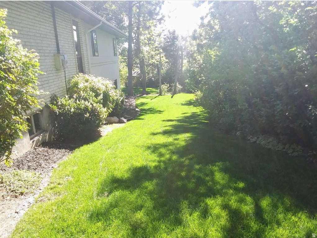 1109 E SHERWOOD DR Kaysville, UT 84037