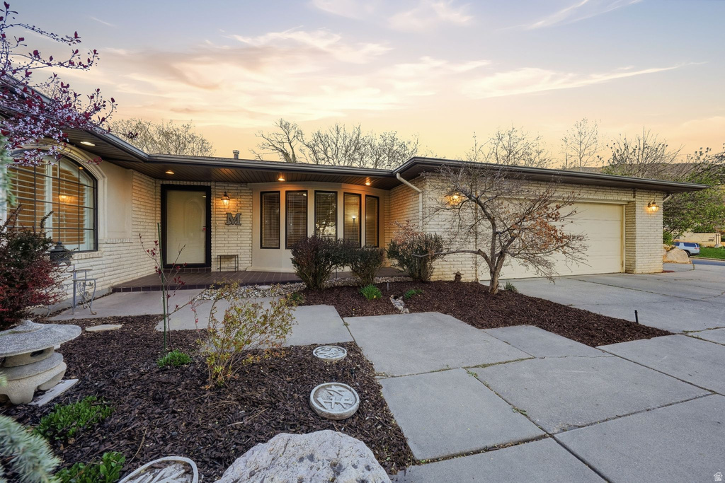 1109 E SHERWOOD DR Kaysville, UT 84037