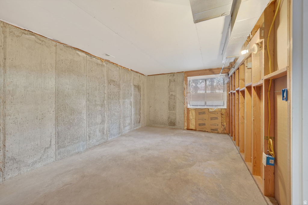 1109 E SHERWOOD DR Kaysville, UT 84037