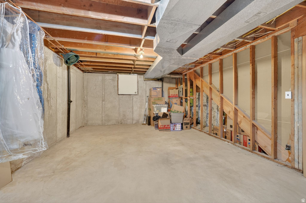 1109 E SHERWOOD DR Kaysville, UT 84037