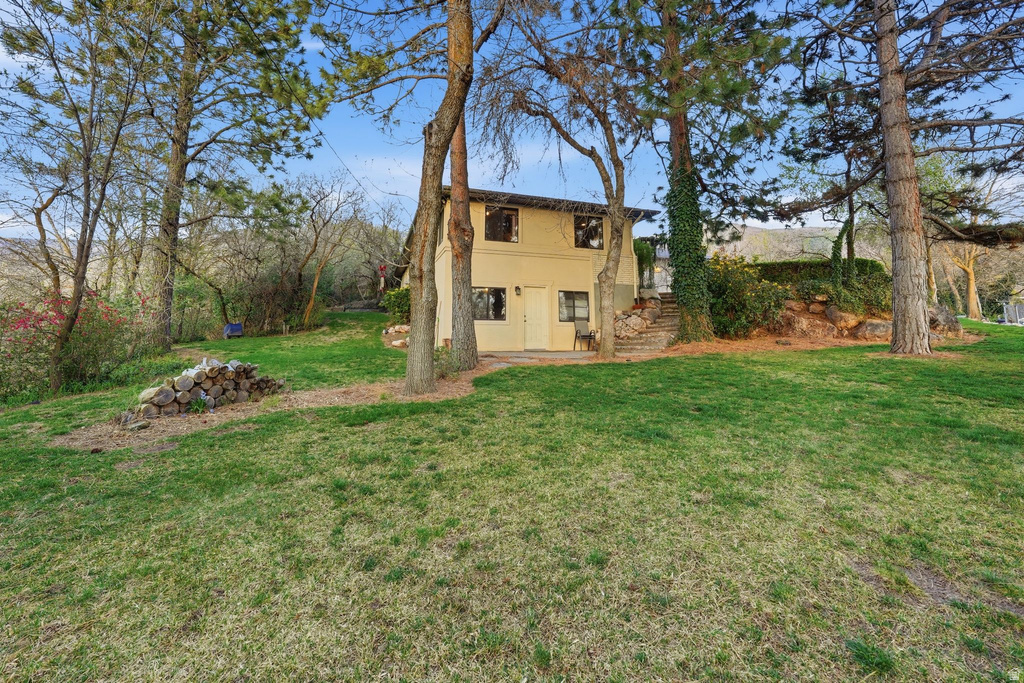 1109 E SHERWOOD DR Kaysville, UT 84037