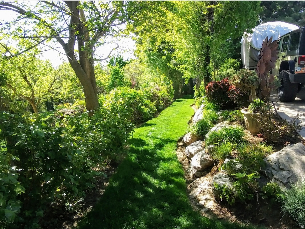 1109 E SHERWOOD DR Kaysville, UT 84037