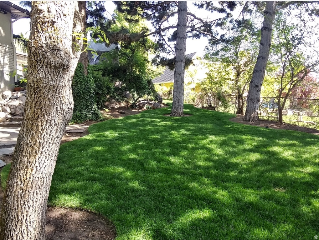 1109 E SHERWOOD DR Kaysville, UT 84037