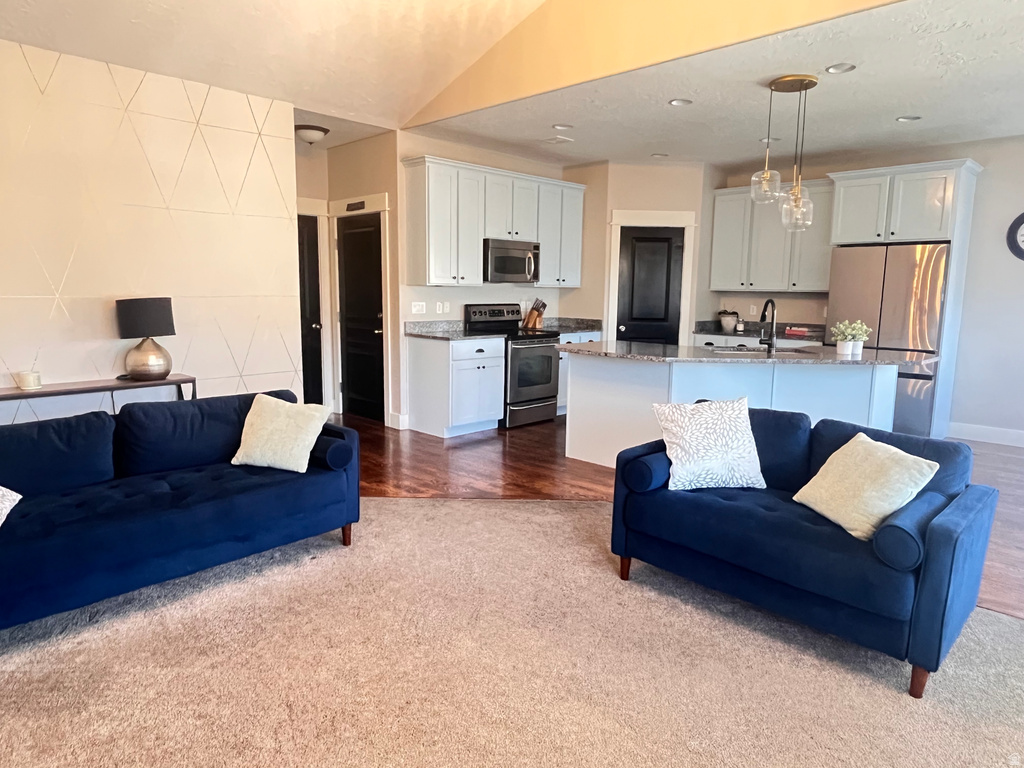 4631 W COLD CANYON LN South Jordan, UT 84009