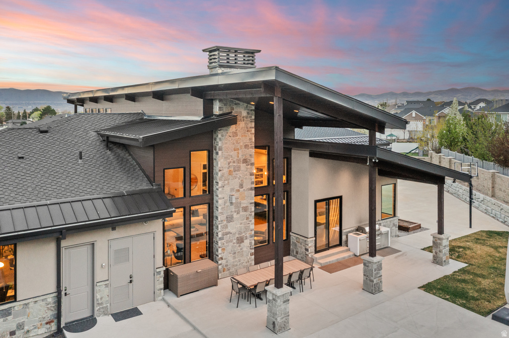 10872 S RETA VIEW CT South Jordan, UT 84095