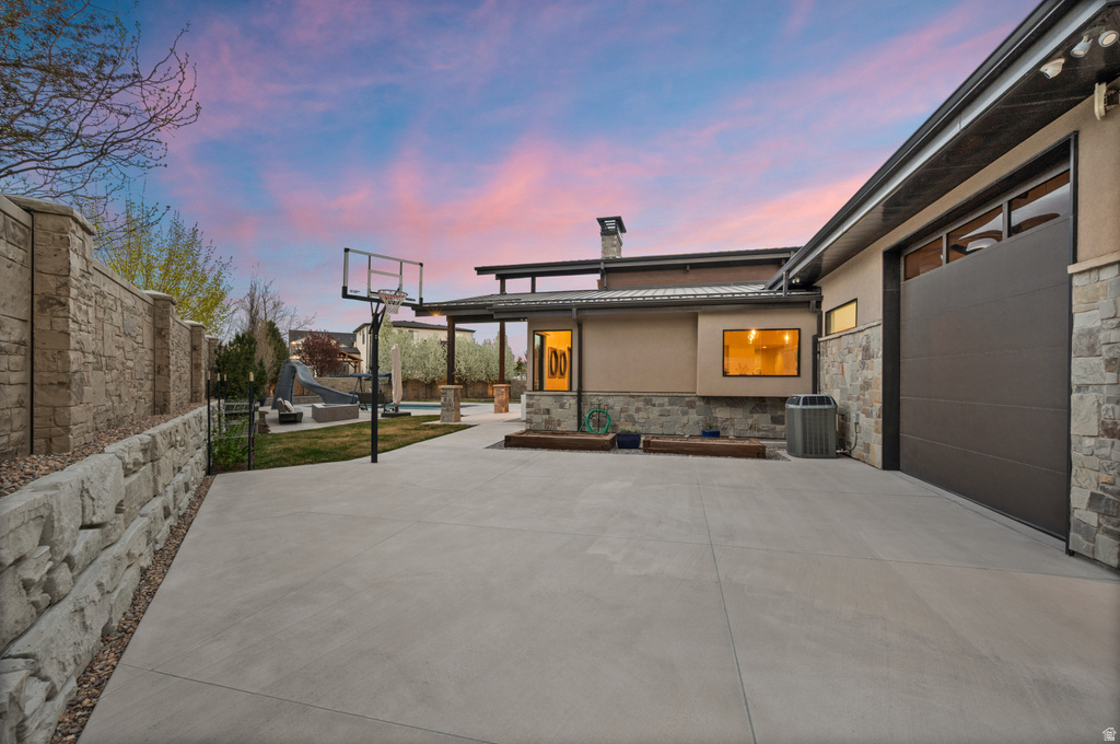 10872 S RETA VIEW CT South Jordan, UT 84095