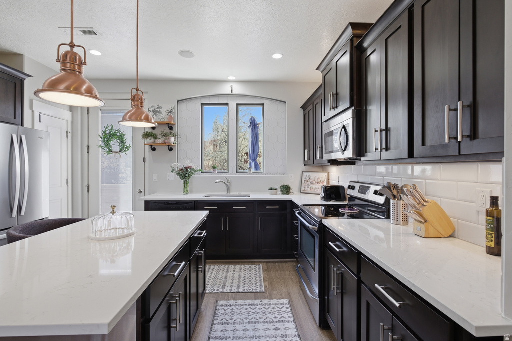 4833 W DAYBREAK PKWY South Jordan, UT 84009