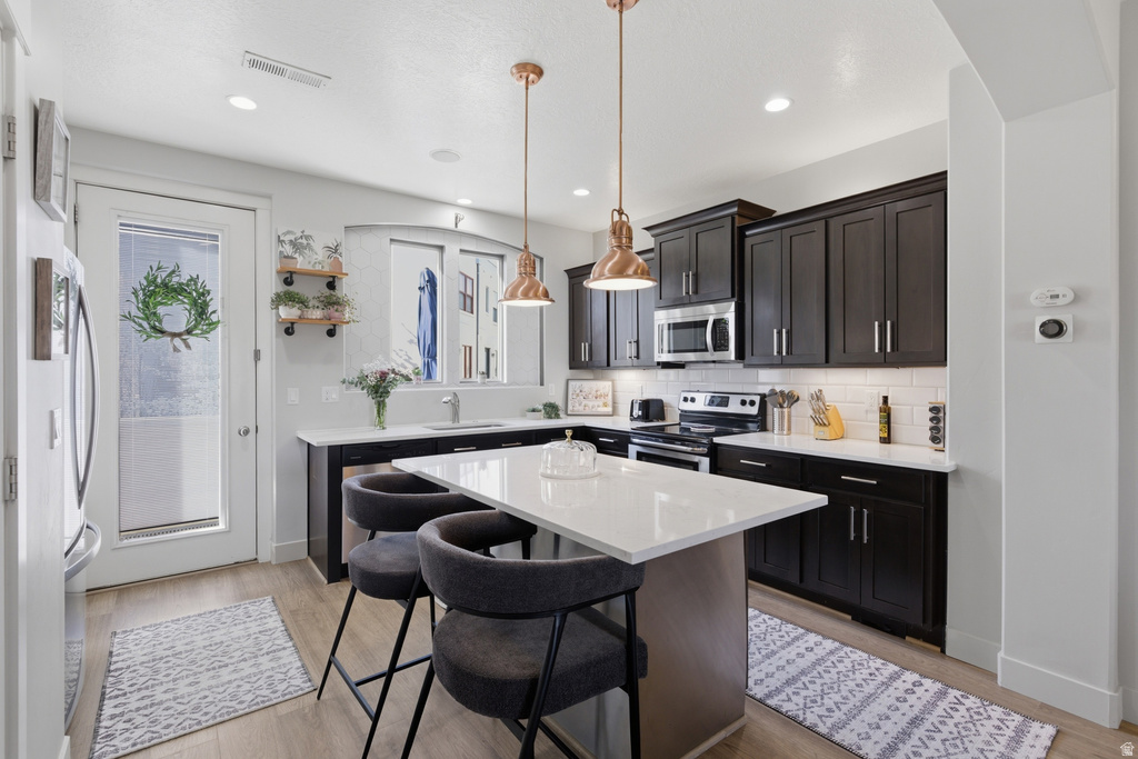 4833 W DAYBREAK PKWY South Jordan, UT 84009