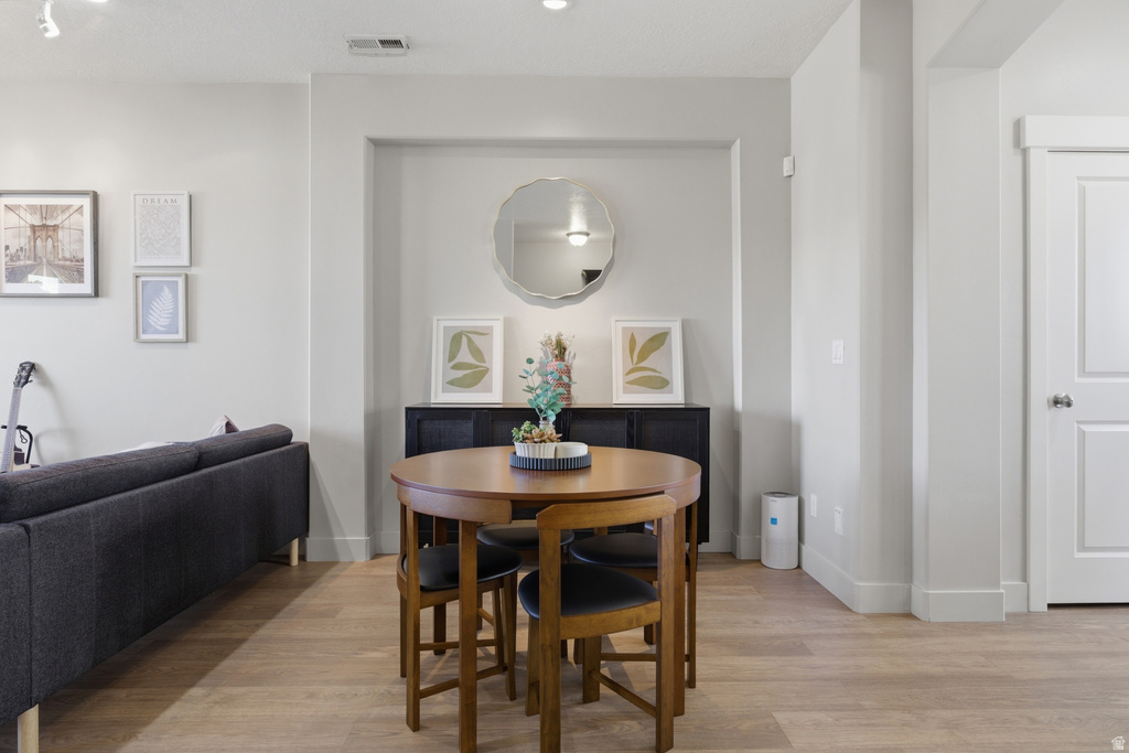 4833 W DAYBREAK PKWY South Jordan, UT 84009