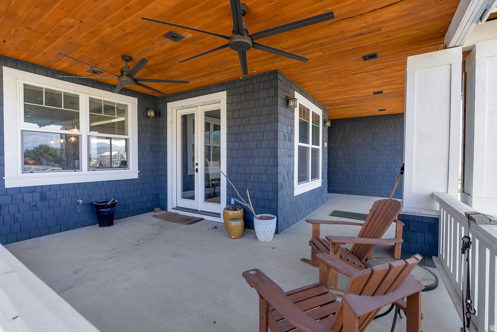 320 E 9500 S Paradise, UT 84328