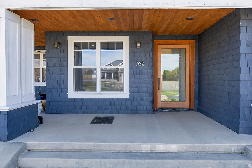 320 E 9500 S Paradise, UT 84328