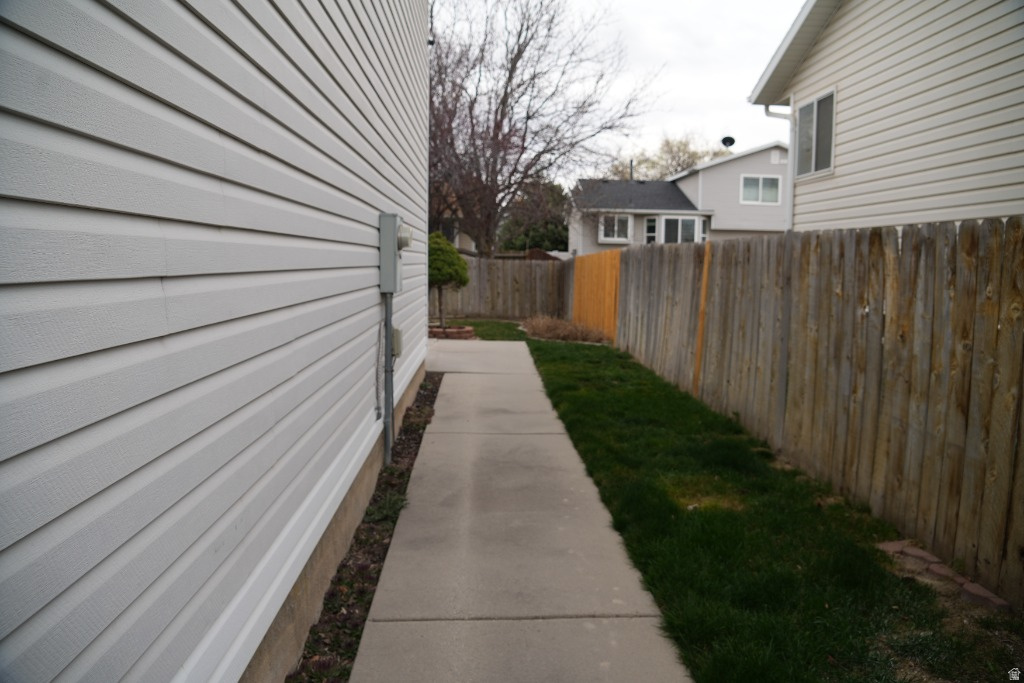 2423 W SUGAR PL West Jordan, UT 84088