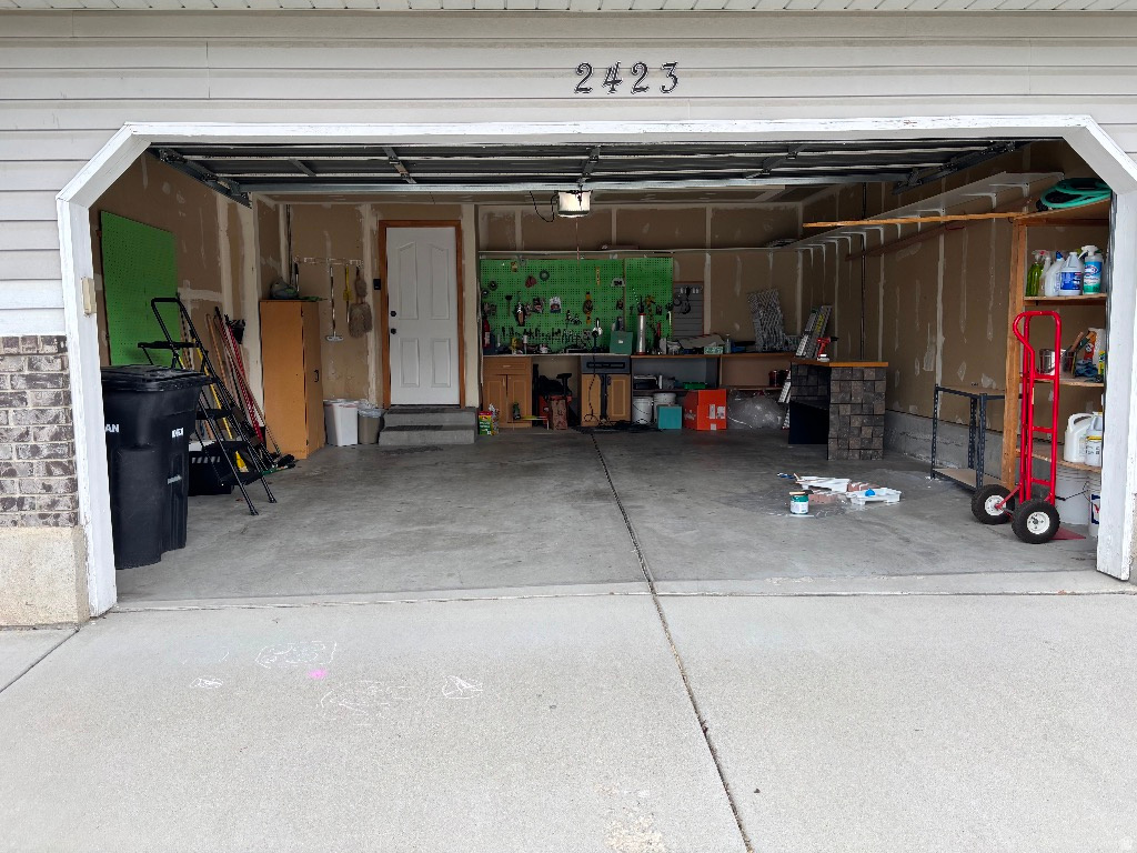 2423 W SUGAR PL West Jordan, UT 84088