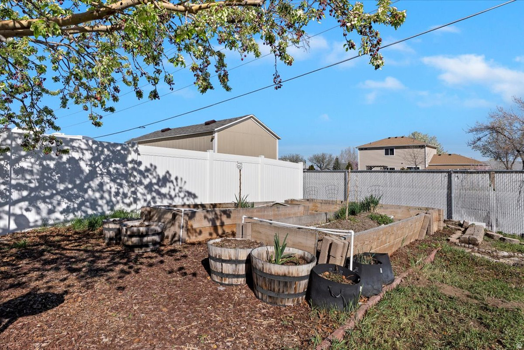 993 N WHITE PINE DR Tooele, UT 84074