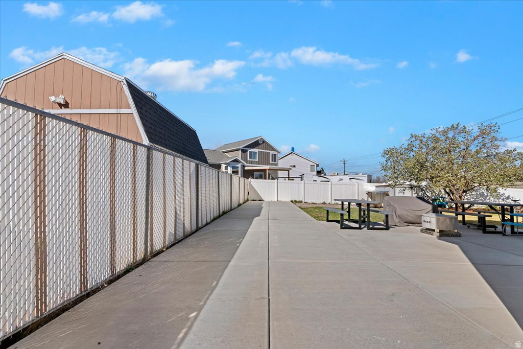 993 N WHITE PINE DR Tooele, UT 84074