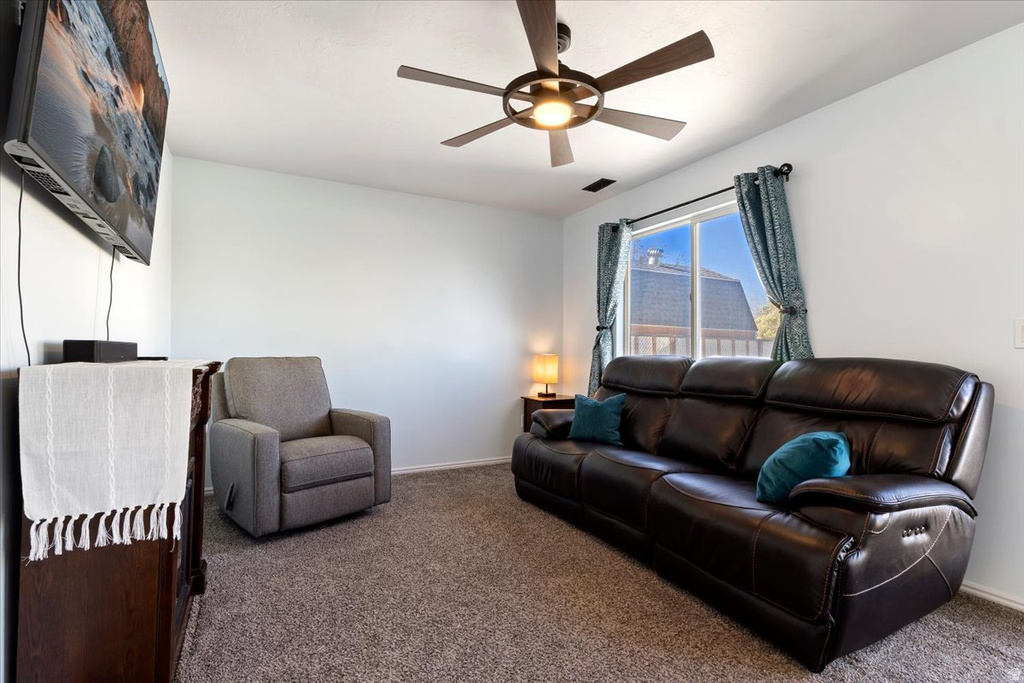 993 N WHITE PINE DR Tooele, UT 84074