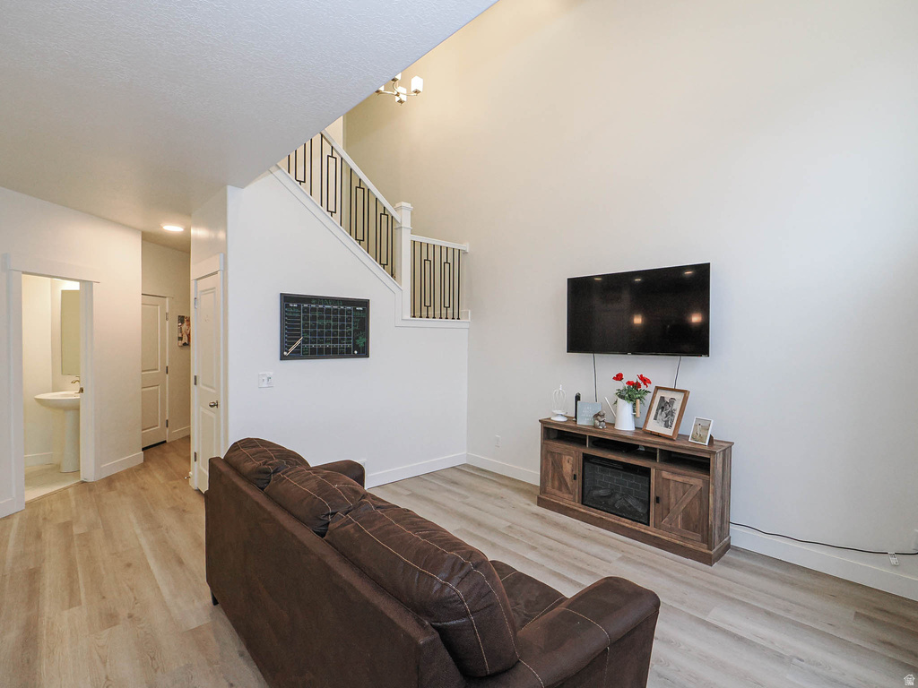 1751 N BLAZE LN Saratoga Springs, UT 84045