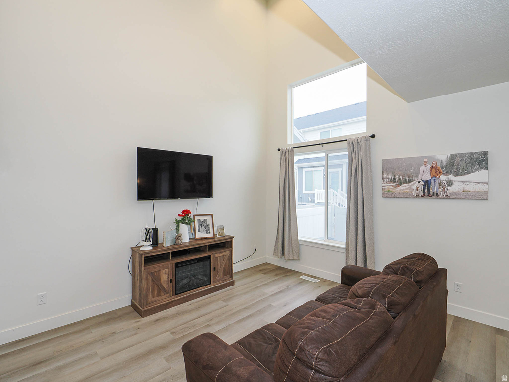 1751 N BLAZE LN Saratoga Springs, UT 84045