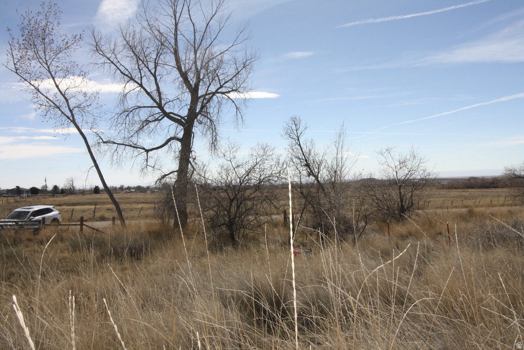 10495 E 7750 N Lapoint, UT 84039