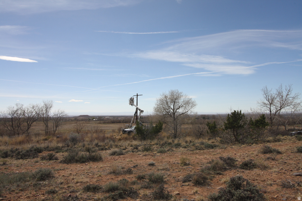 10495 E 7750 N Lapoint, UT 84039