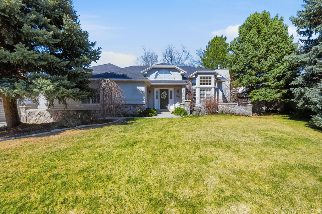 1093 E BIRCHBROOK CIR Cottonwood Heights, UT 84047