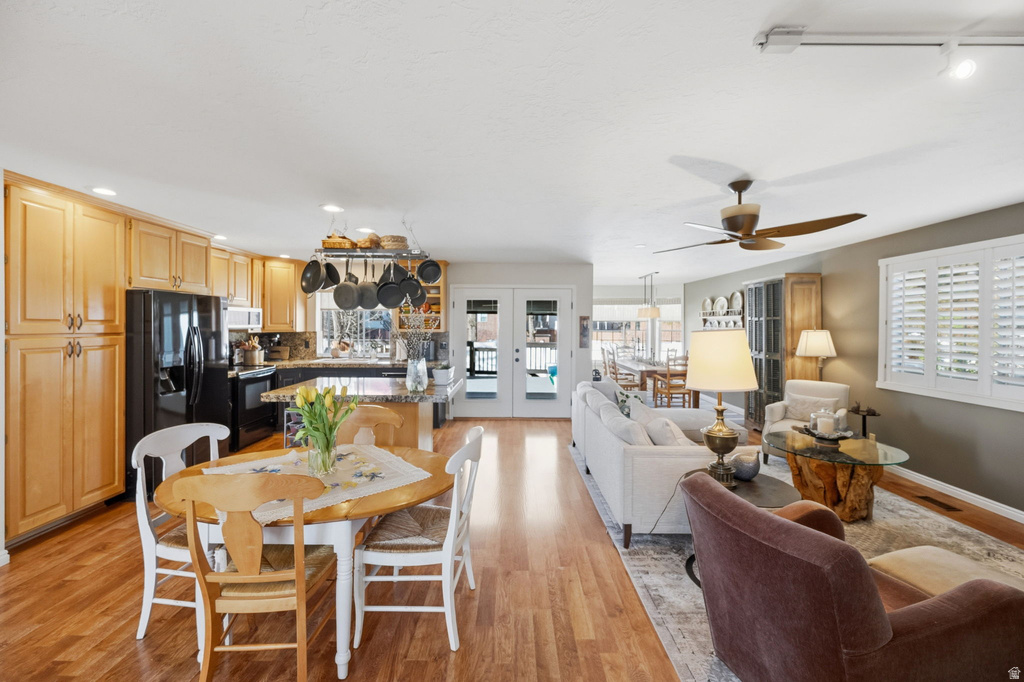 1093 E BIRCHBROOK CIR Cottonwood Heights, UT 84047