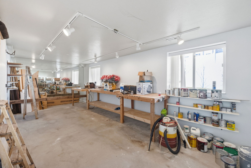 1093 E BIRCHBROOK CIR Cottonwood Heights, UT 84047