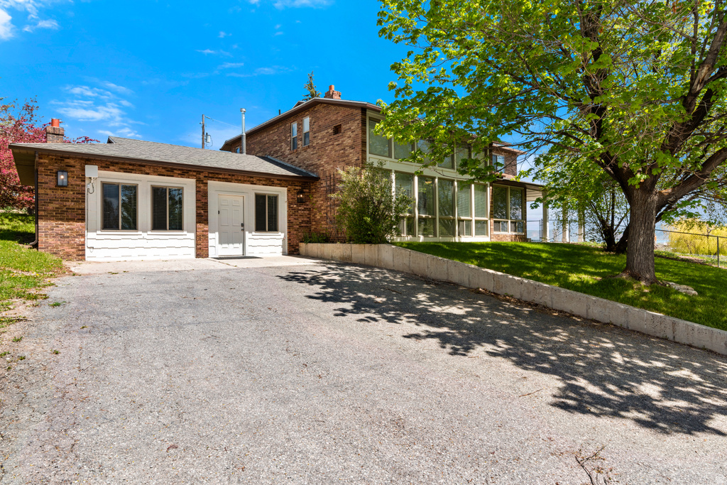 199 N 300 W Garden City, UT 84028