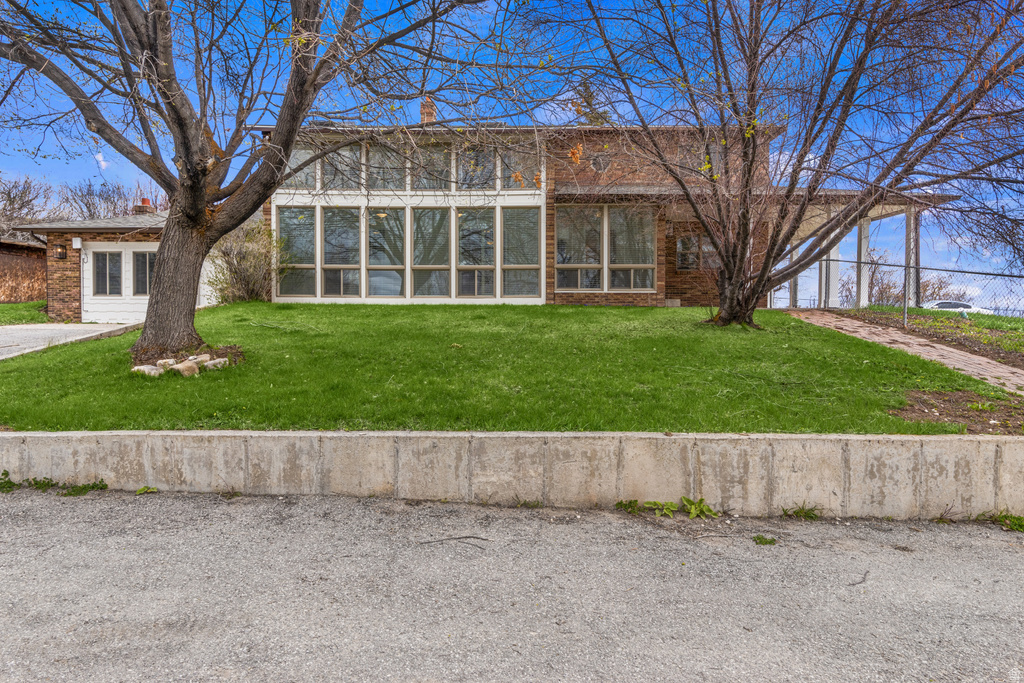 199 N 300 W Garden City, UT 84028