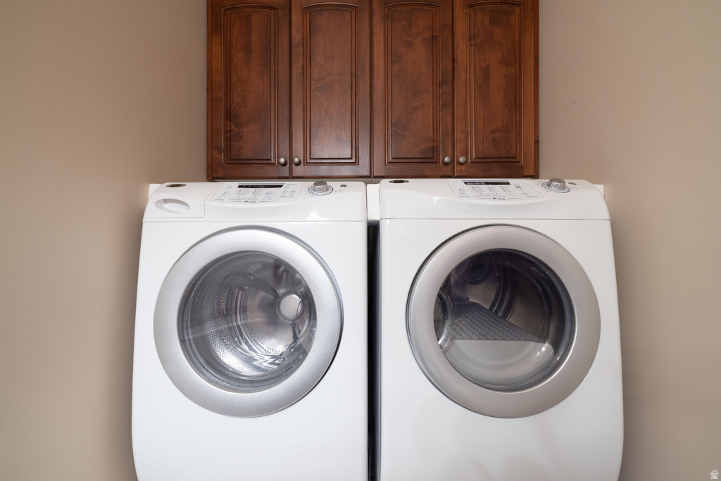 9477 S PEACEFUL VIEW WAY South Jordan, UT 84095