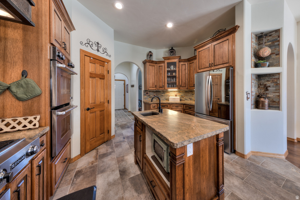 2520 WILLOW CREEK RD Moab, UT 84532