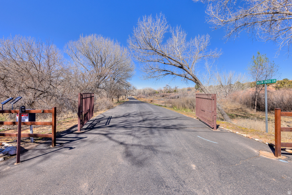 2520 WILLOW CREEK RD Moab, UT 84532