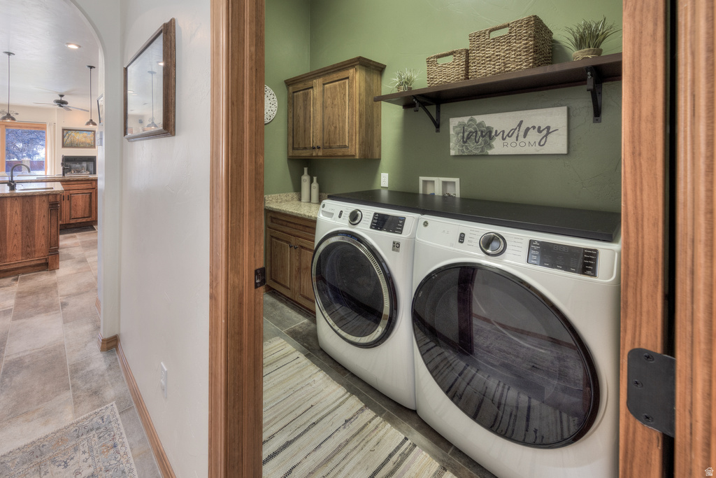 2520 WILLOW CREEK RD Moab, UT 84532