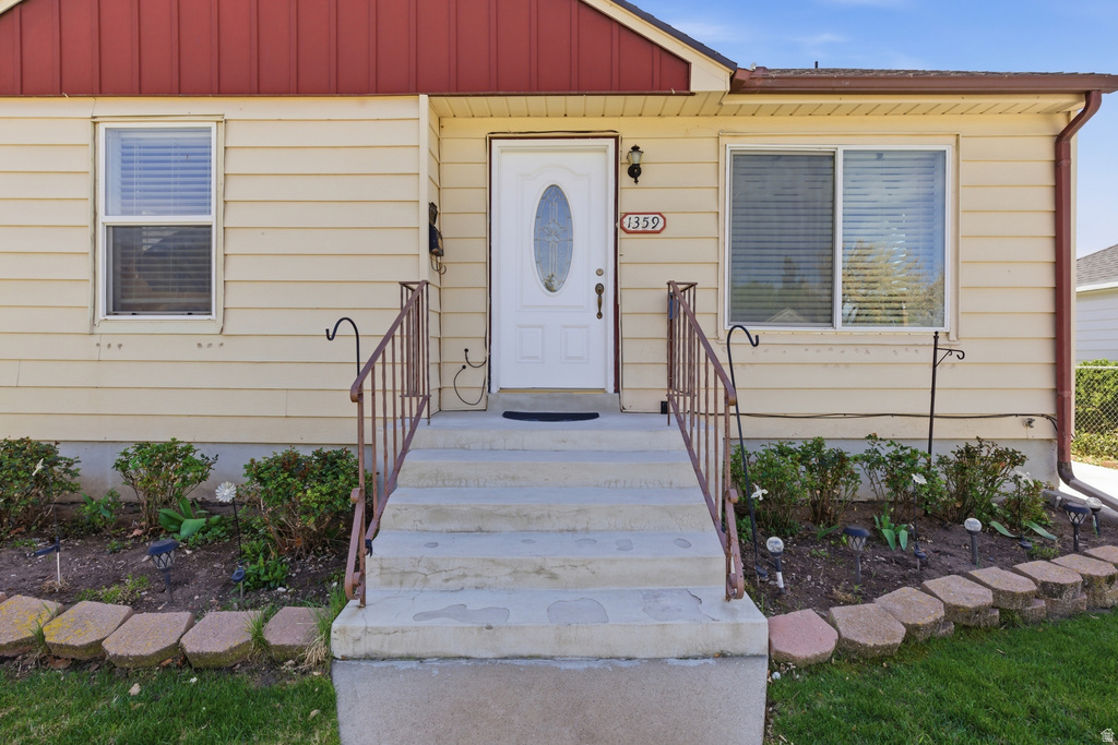 1359 E SWAN Ogden, UT 84401