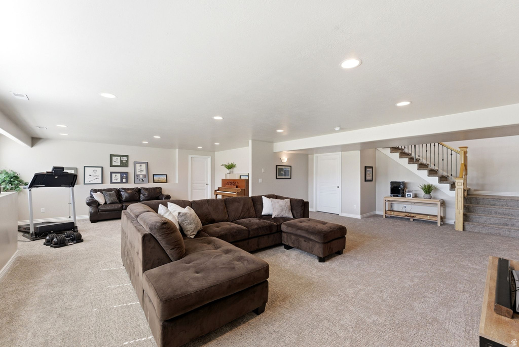 557 MILLER WAY Farmington, UT 84025