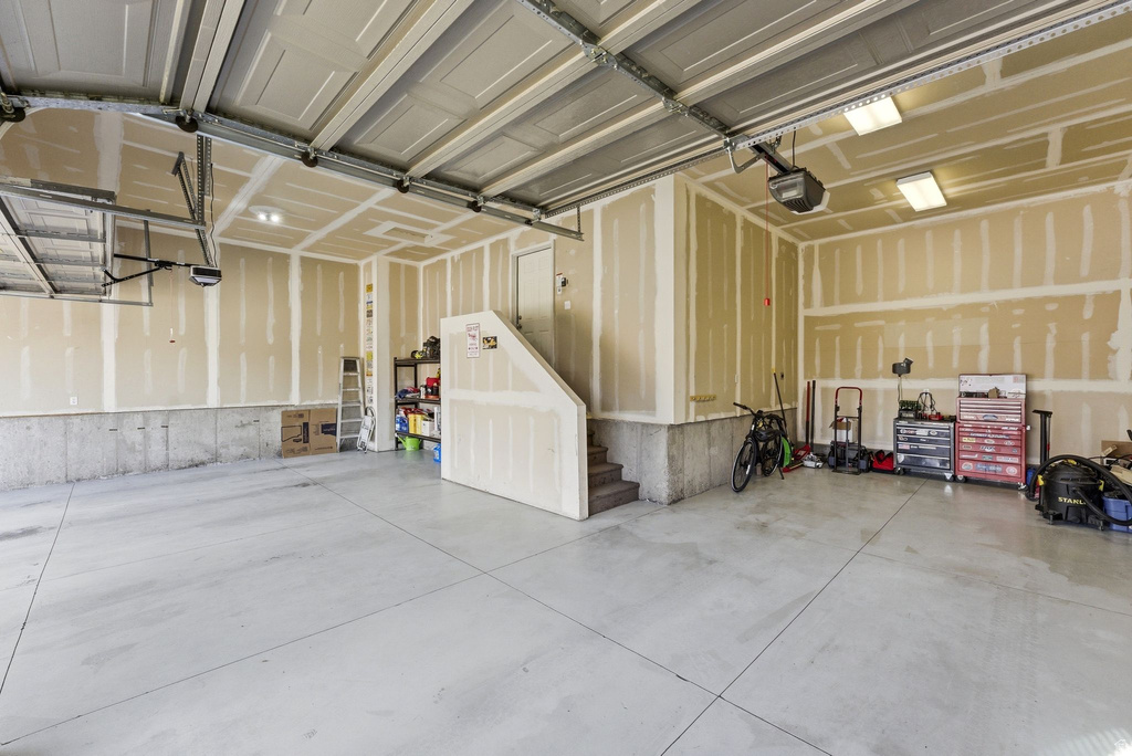 557 MILLER WAY Farmington, UT 84025