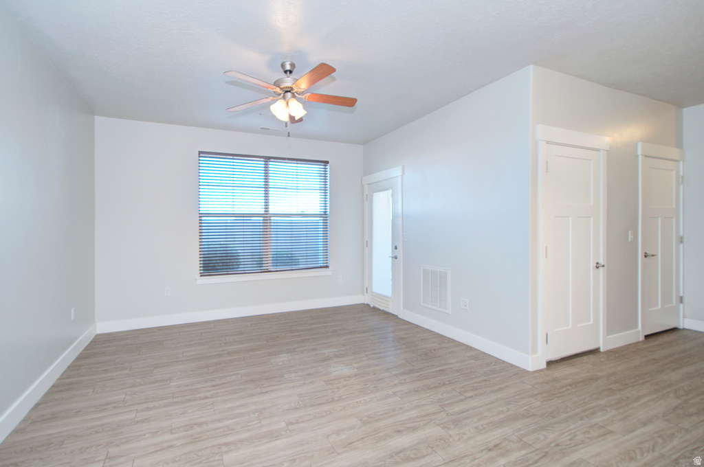 34 W SILVER SPRINGS DR Vineyard, UT 84059