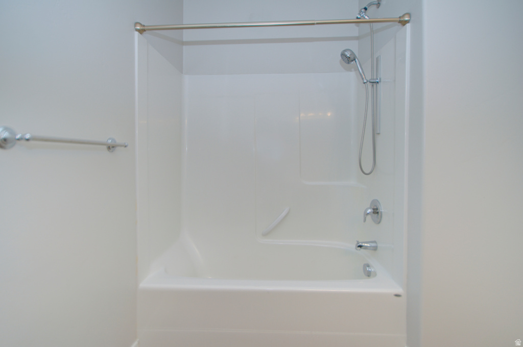 34 W SILVER SPRINGS DR Vineyard, UT 84059