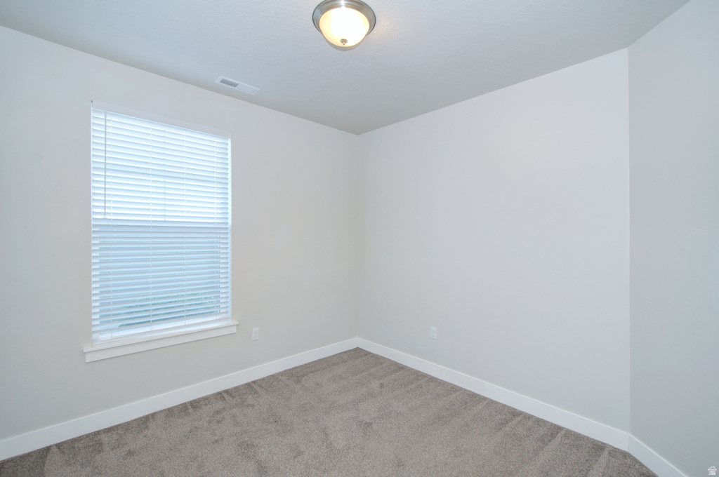 34 W SILVER SPRINGS DR Vineyard, UT 84059