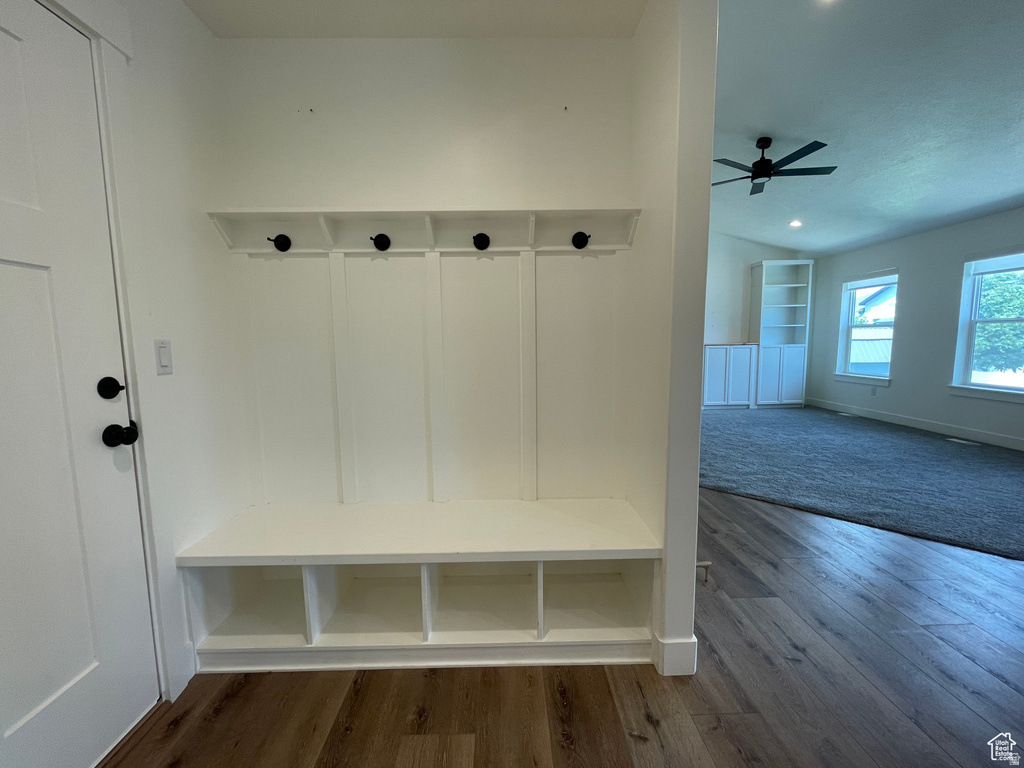 3834 N 2550 W Farr West, UT 84404