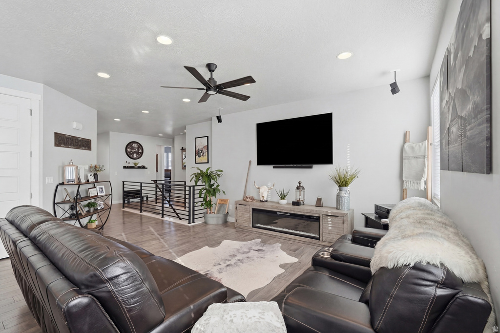 5640 N PARKVIEW DR Stansbury Park, UT 84074