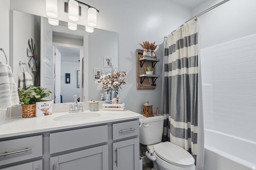 5640 N PARKVIEW DR Stansbury Park, UT 84074