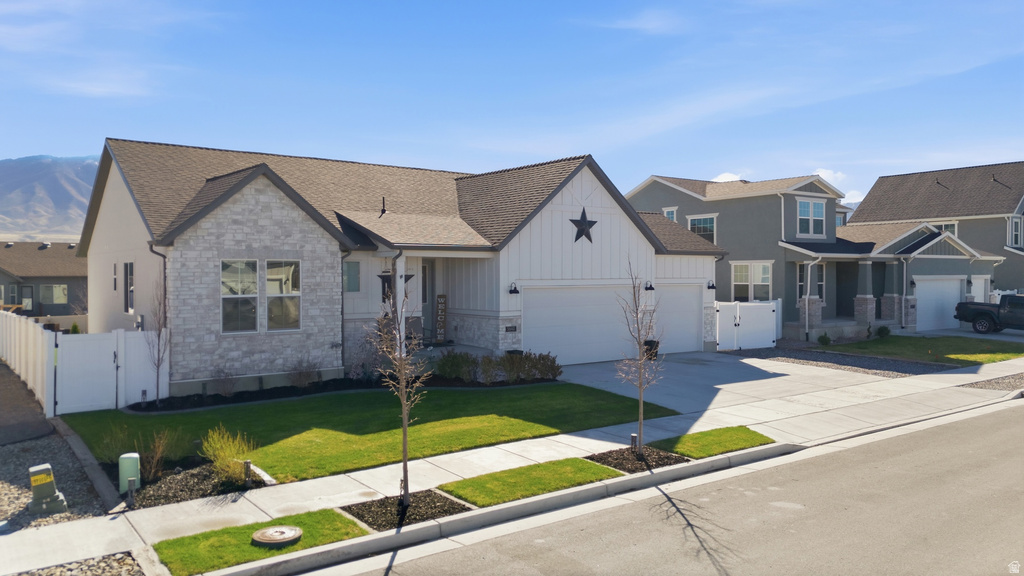 5640 N PARKVIEW DR Stansbury Park, UT 84074