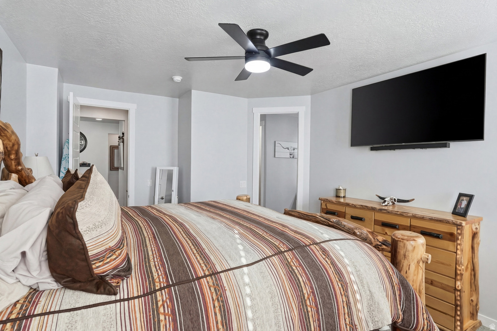 5640 N PARKVIEW DR Stansbury Park, UT 84074