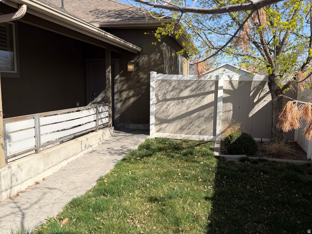 51 W STAUFFER LN Murray, UT 84107